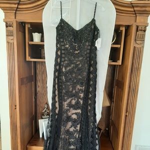 Elegant and sexy prom dress. With tags